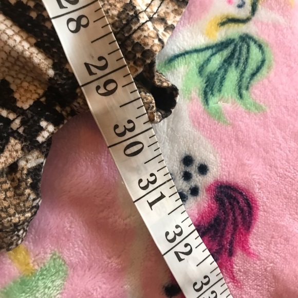 Snake-print romper - Picture 7 of 7